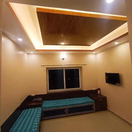 Rose Garden Enclave For Families & Executives Bed & Breakfast Udagamandalam Exterior photo