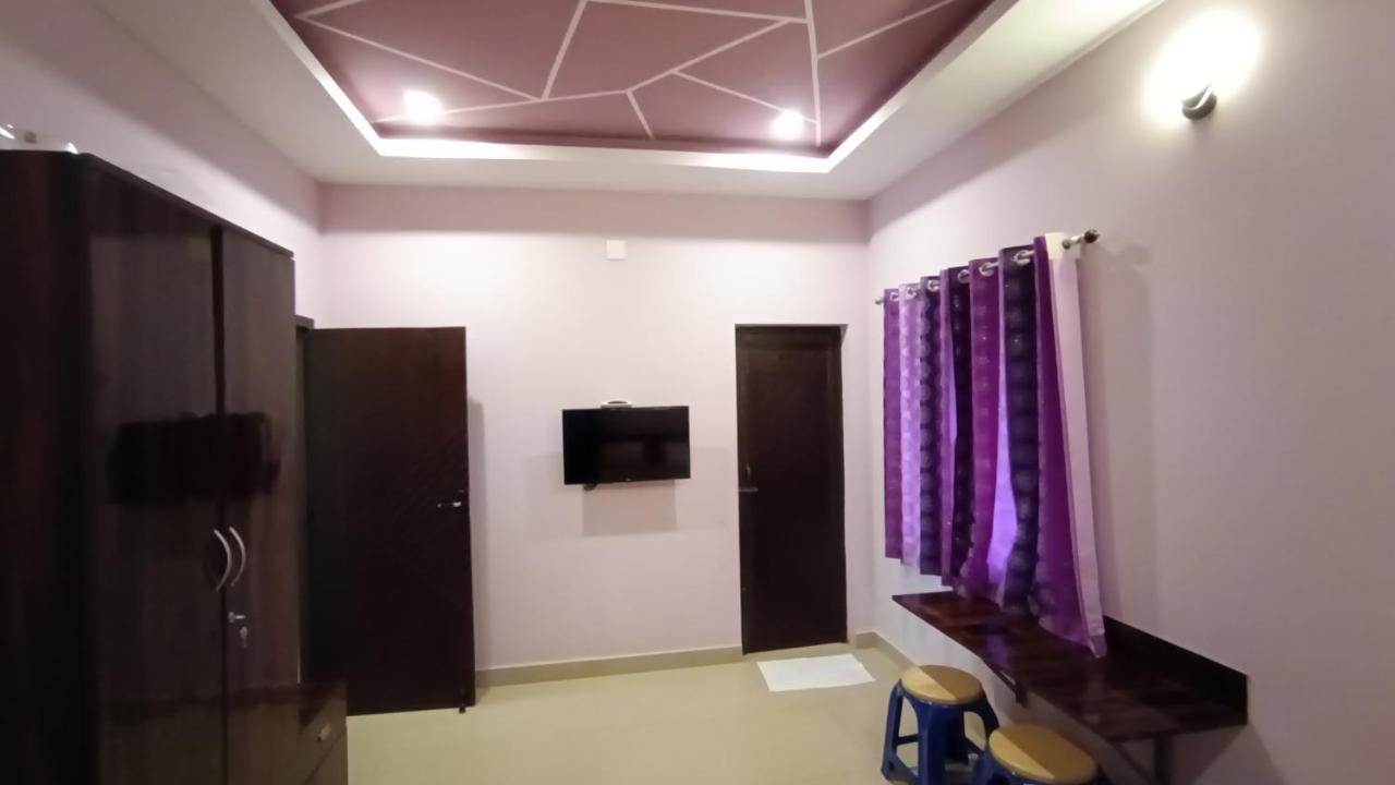 Rose Garden Enclave For Families & Executives Bed & Breakfast Udagamandalam Exterior photo