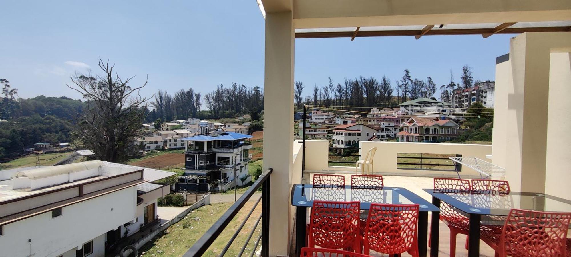 Rose Garden Enclave For Families & Executives Bed & Breakfast Udagamandalam Exterior photo